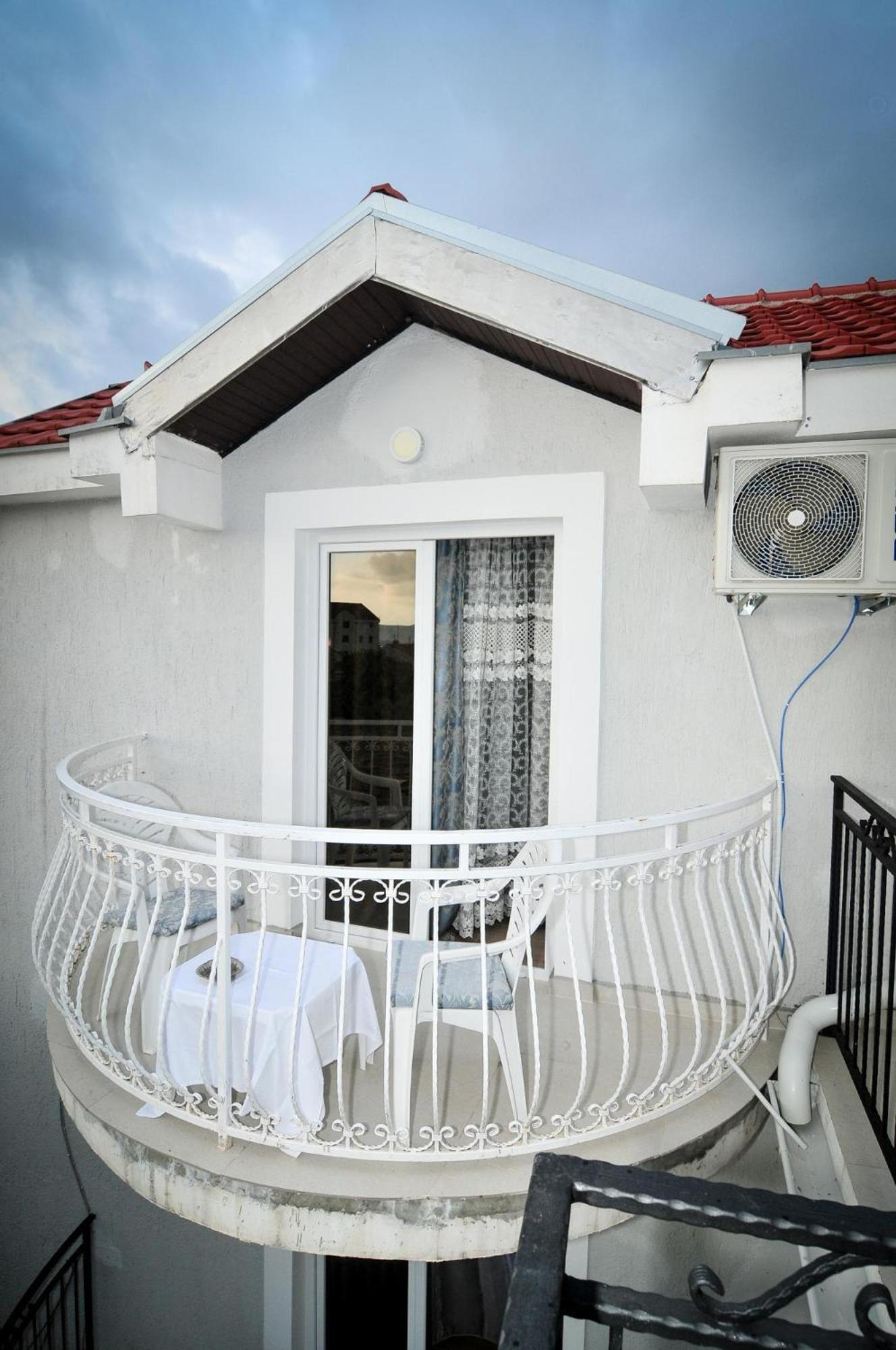 Apartments Villa Stankovic Tivat Bilik gambar